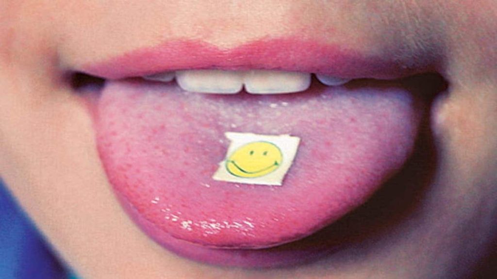 Can Microdosing Psilocybin and LSD Improve Mental Health?